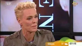 BRIGITTE NIELSEN - TV2 go' morgen danmark  27.10.09