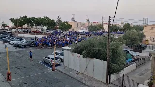Μαχητές πορεία προς το γήπεδο