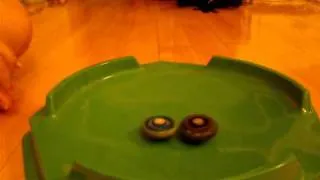 Beyblade Metal Fight Video: Storm Pegasus 105RF VS Gravity Perseus AD145WD