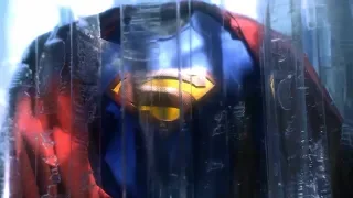Clark ganha o uniforme do Superman (DUBLADO)