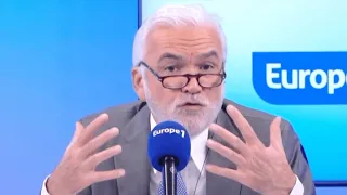 "Coupez les micros !" : Pascal Praud forcé d'interrompre un échange entre auditeurs sur le Hamas