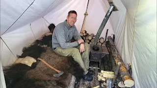 3 Days in Arctic with Bushcraft Hot Tent & No Sleeping Bag, but backwards