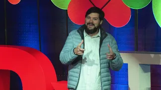 ¿Puede el bienestar de las personas ser la medida del éxito empresarial? | Ian Sznak | TEDxTukuy