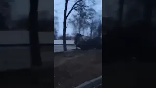 Відео розбитої колони російських окупантів в Сумах 18+