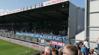 SC Paderborn Fans im Holstein-Stadion 2.9.23