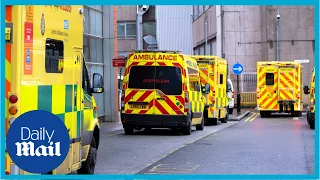 NHS strikes: 25,000 ambulance workers walk out over pay dispute