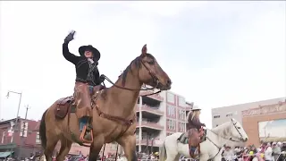 Longhorns, horses trot through downtown Denver in 2024 National Western Stock Show Parade