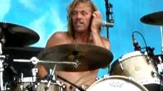 Taylor Hawkins & the Coattail Riders at Rock Werchter 2010 (It's Over)