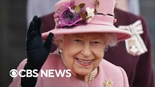 London gears up for Queen Elizabeth II's Platinum Jubilee celebration