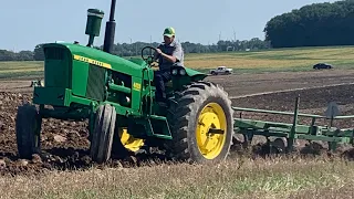 John Deere 4020 pulling wheelies