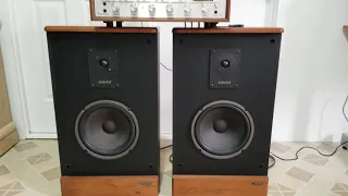 Marantz 2252b Advent Speakers