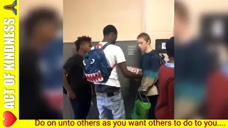 Bullied Boy in Memphis, Gets Help from Black Classmates