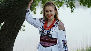 Vyshyvanka Day | Significance of Traditional Ukrainian  Embroidered Shirts