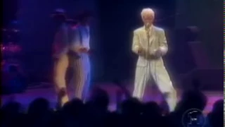David Bowie - Golden Years (Live)