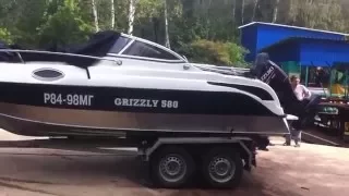 Спуск Катера Grizzly 580 на воду