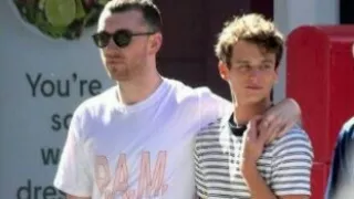 Sam Smith Kissing with Brandon Flynn is caught on camera