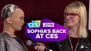 CES 2019: Sophia the Robot is back, and she brought Little Sophia