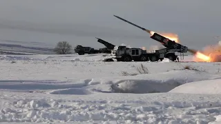 MLRS "Uragan", "Grad" and self-propelled howitzer "Msta-S" fired