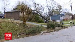У штаті Алабама кілька потужних торнадо накоїли чималого лиха