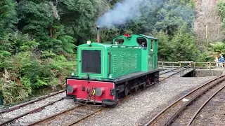 タスマニア-人工回転.Tasmania-Manpower shunting.塔斯曼尼亞觀光列車人工調車。