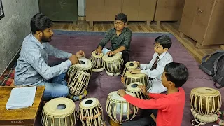 Dha Dha Tete Dha Dha tina kayda teaching to students #viral #music #tablaplayer #world #institute