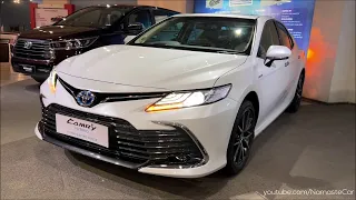 Toyota Camry Hybrid 2022- ₹41 lakh | Real-life review