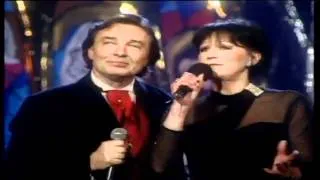 KAREL GOTT & MARTA KUBIŠOVÁ  -  JAKÁ TO NÁDHERA  g