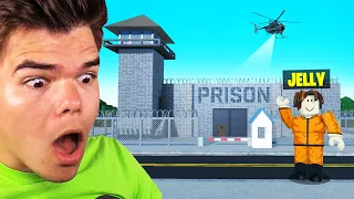 I Opened my OWN PRISON In Roblox... (Prison Tycoon)