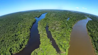 Imagens Aéreas Incríveis do Rio Araguaia e Região