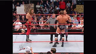 Raw Nov 29 2004 - Triple H vs Edge vs Chris Benoit - World Heavyweight Championship - Highlights
