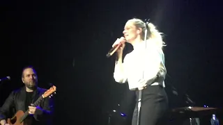 LeAnn Rimes- Can’t fight the moonlight, I’m every woman, 1999, & Respect Beverly, ma 2/28/19