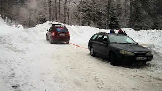 Subaru Forester Winter Recovery - Pulling bad Ford driver out of ditch