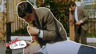 Emergency at the Bus Stop | Mr Bean Full Episodes | Classic Mr Bean