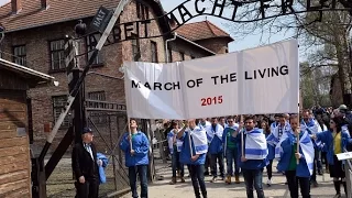 «Марш живых» в память об узниках прошёл в Освенциме (новости)