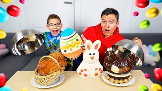 CHOCOLATE FOOD VS GUMMY FOOD CHALLENGE (Pâques Édition)