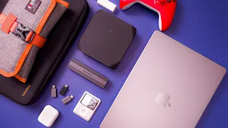 M1 Pro and M1 Max Accessories | Travel