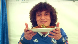 Singaporean Cooking Challenge ft Cahill, David Luiz & Ake