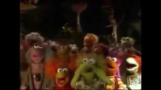Fraggle Rock - Do You Want It? (Get Out Of Our Way!) Lyrics