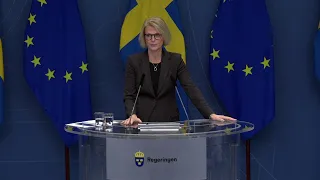 Pressträff med finansminister Elisabeth Svantesson om det ekonomiska läget