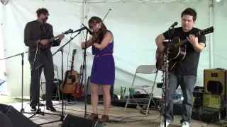 Sara Watkins Band ft. Sean Watkins w/ ChrisThile (Nickel Creek) - "The Fox" - Newport Folk 2012