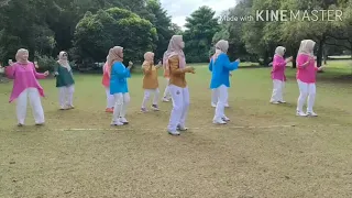 Can't Take My Eyes Off of You Line Dance / Choreo by Sally Hung, Taiwan (2017) /The Flamingo team.