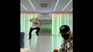 #younite hyunseung dancing to #straykids - maniac