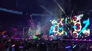 Coldplay - Adventure Of A Lifetime (Live at Wembley)