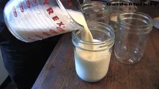 How to Make Yogurt in a Cardboard Box