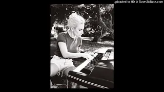 Lady Gaga - Marry The Night (Acoustic Version)