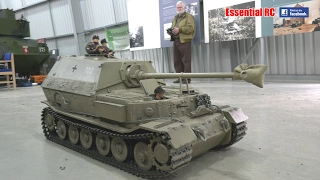 GIANT RC 1:6 scale ELEFANT and PANTHER TANKS at BOVINGTON TANK MUSEUM [UltraHD & 4K]