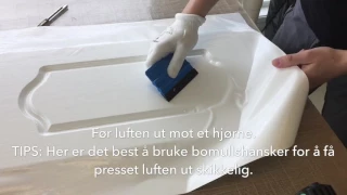 Kontaktplast på profilerte dører