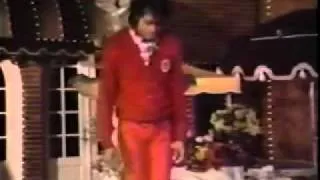 Michael Jackson Performs Forever   talks with Latoya.flv