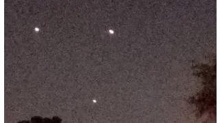 Mysterious UFO Lights Appear Over Texas May 2017