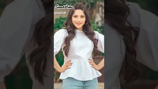 beautiful actor Neelam muneer looking so sweet new latest Tik Tok video 😍😍📷